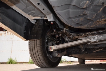 2018款比亚迪秦EV450 智联锋尚型