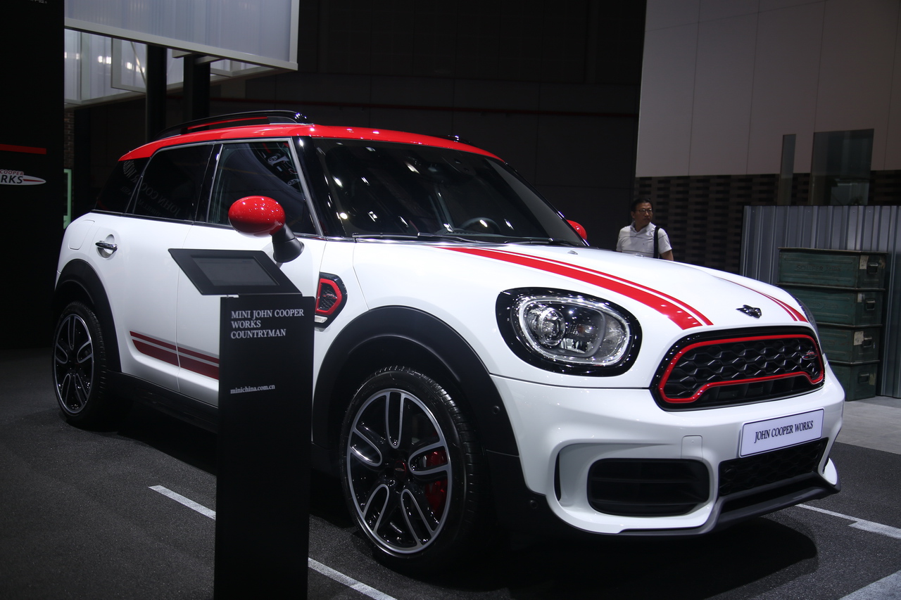 MINI COUNTRYMAN
