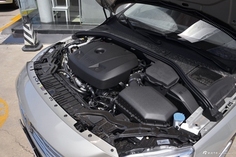 2018款沃尔沃S60L 2.0T自动T4智远版