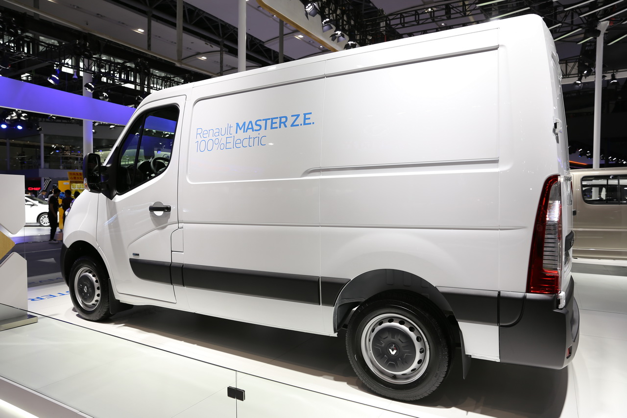 2018广州车展实拍：雷诺Master