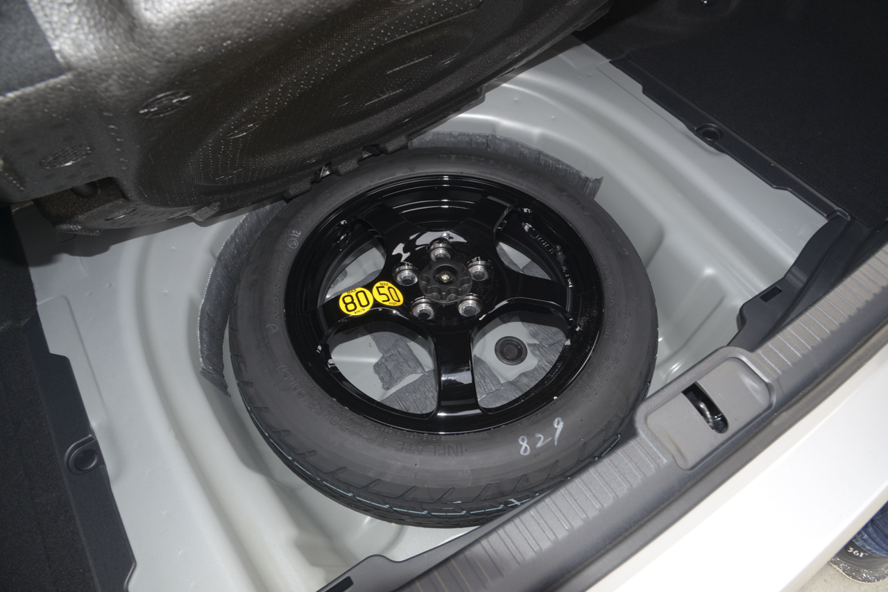 2018款雷克萨斯ES 2.5L自动260 F SPORT