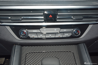 2017上汽大通D90 2.0T自动四驱北极星