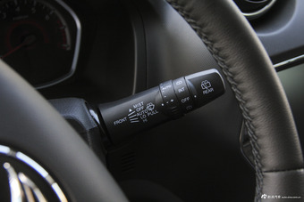 2018款东南DX3 1.5T自动尊贵型 