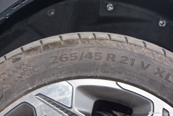 2017上汽大通D90 2.0T自动四驱北极星