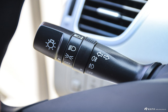 2016款朗动 1.6L自动尊贵型