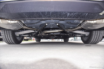 2016款帕萨特1.8T自动尊荣版330TSI