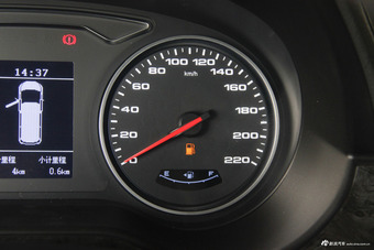 2016款瑞风M4 2.0L手动豪华型