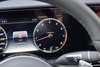 2019款奔驰E级2.0T自动 200L运动型4MATIC