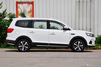 2017款景逸X6 乐享系列1.5T手动尊享型