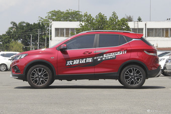 2018款东南DX3 SRG 1.5T自动旗舰型