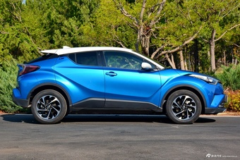 2018款奕泽IZOA 2.0L自动奕炫版