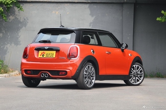 2018款MINI 2.0T COOPER S艺术家