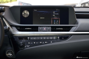 2018款雷克萨斯ES 2.0L自动200豪华版
