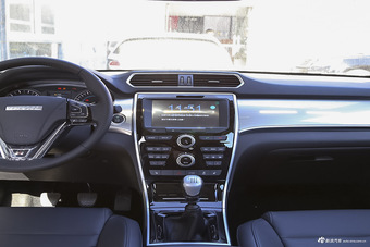 2017款哈弗H2 1.5T手动两驱舒适型红标