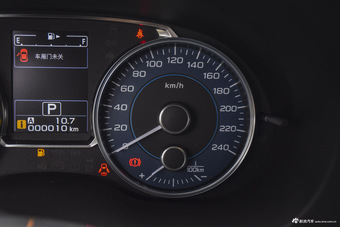 2017款斯巴鲁XV 2.0L自动精英版