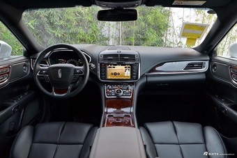 2018款林肯大陆2.0T自动两驱尊耀版图片