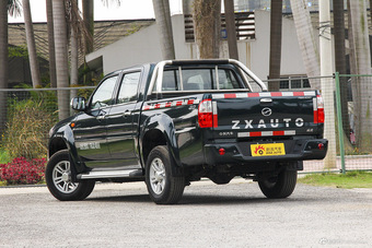 2015款中兴威虎TUV 2.8T手动柴油两驱超值版大双