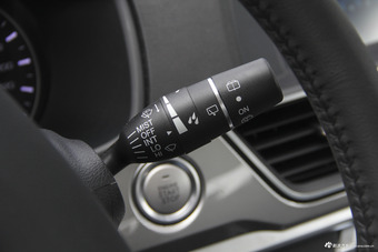 2018款哈弗H6运动版1.5T自动两驱精英型红标 