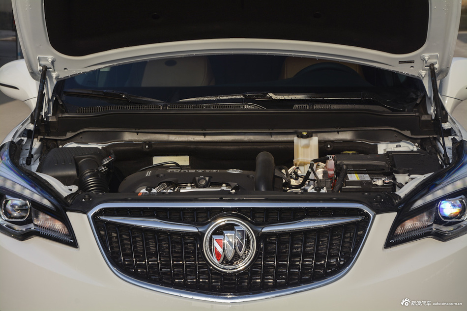 2018款昂科威2.0T自动四驱精英型28T