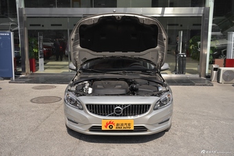 2018款沃尔沃S60L 1.5T自动T3智进进取版