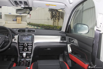 2018款哈弗H2 1.5T手动两驱豪华型红标