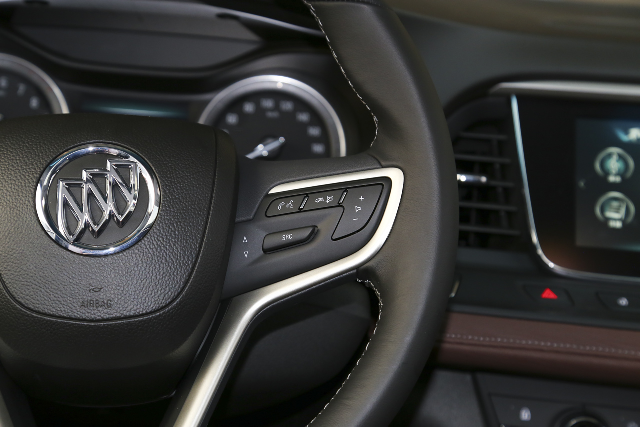 2018款别克GL6 1.3T自动18T豪华型6座 