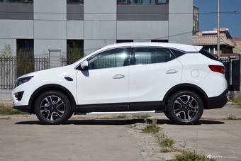 2017款DX7 1.5T自动豪华型