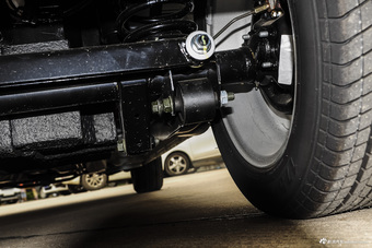 2016款江铃E200舒适型