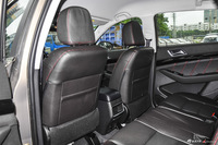 2015款猎豹CS10 2.0T手动风尚版 迪拜金