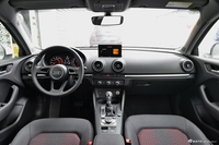 2018款奥迪A3 30周年型1.4T自动Sportback 35TFSI运动型