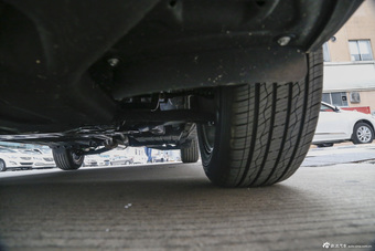 2015款全新途胜1.6T自动两驱智能型