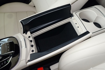 同级新标杆推双造型.实拍奔驰新款E级