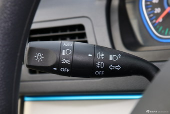 2015款北汽新能源EV200轻秀版