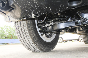 2016款长安CS75 2.0L手动领先型国4