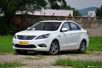 2016款逸动1.6L手动风尚型