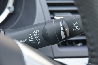 2015款东南三菱翼神到店实拍