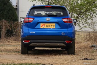 2016款长安CS15 1.5L手动时尚版