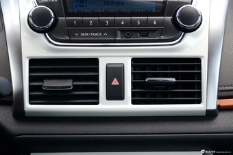 2016款YARiS L致炫1.5L自动劲速天窗版