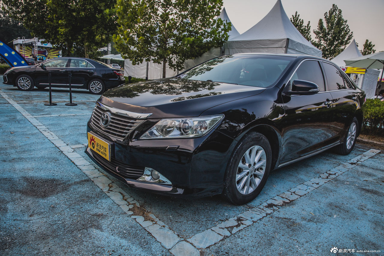丰田凯美瑞全球家族亮相老爷车展