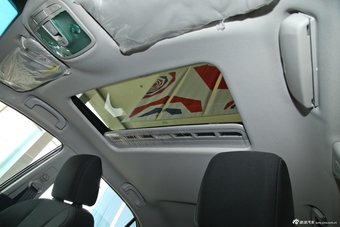 2012款MG5 1.5L自动精英版