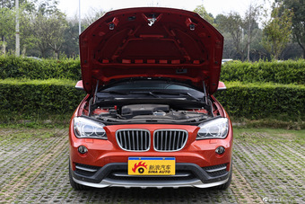 2015款宝马X1 2.0T自动xDrive20i X套装晋级版图片