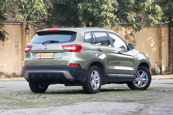 2014款长安CS75 2.0L手动豪华型国5