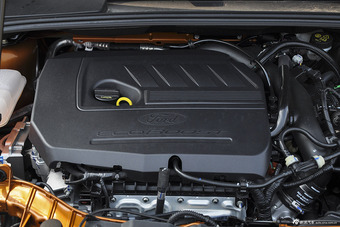 2015款福克斯两厢1.5L GTDi自动运动型