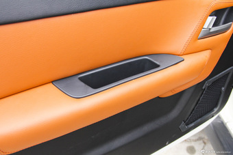 2014款北京BJ40 2.4L手动穿越版