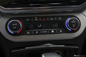 2015款哈弗H6 Coupe 2.0T自动两驱尊贵型