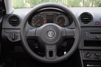 2015款捷达1.6L手动时尚型