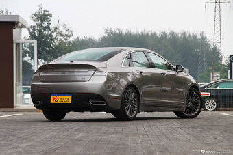 2014款林肯MKZ 2.0T自动尊耀版