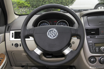 2015款凯越1.5L手动经典型