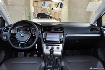 2015款高尔夫1.4TSI手动舒适型图片