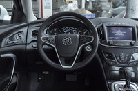 2015款君威1.6T自动精英技术型